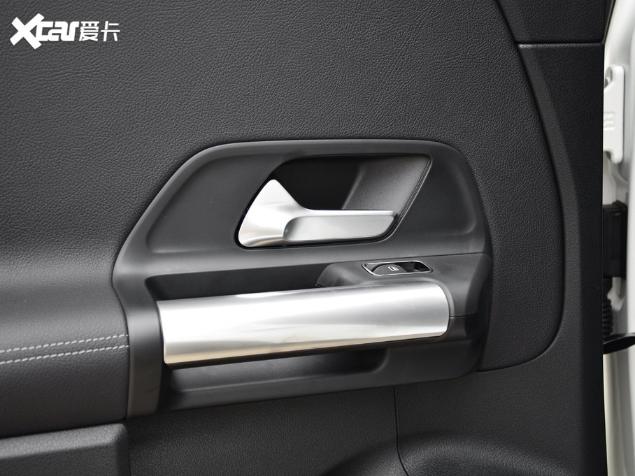 2020YGLA GLA 200 4MATIC