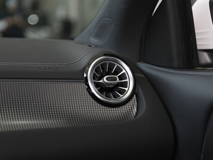 2020GLA 200 п؅^(q)