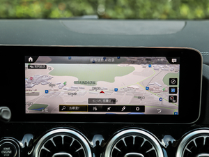 2020GLA 200 п؅^(q)