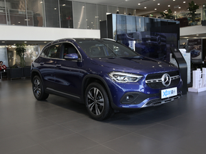 2020GLA 200 w^