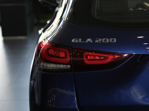 2020GLA 200 ^