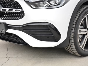 2020GLA 200 4MATIC ^