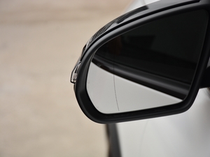 2020GLA 200 4MATIC ^