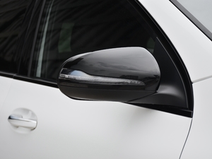 2020GLA 200 4MATIC ^