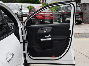 2020GLA 200 4MATIC g