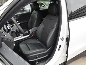 2020GLA 200 4MATIC {