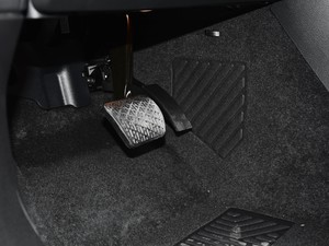 2020GLA 200 4MATIC п؅^