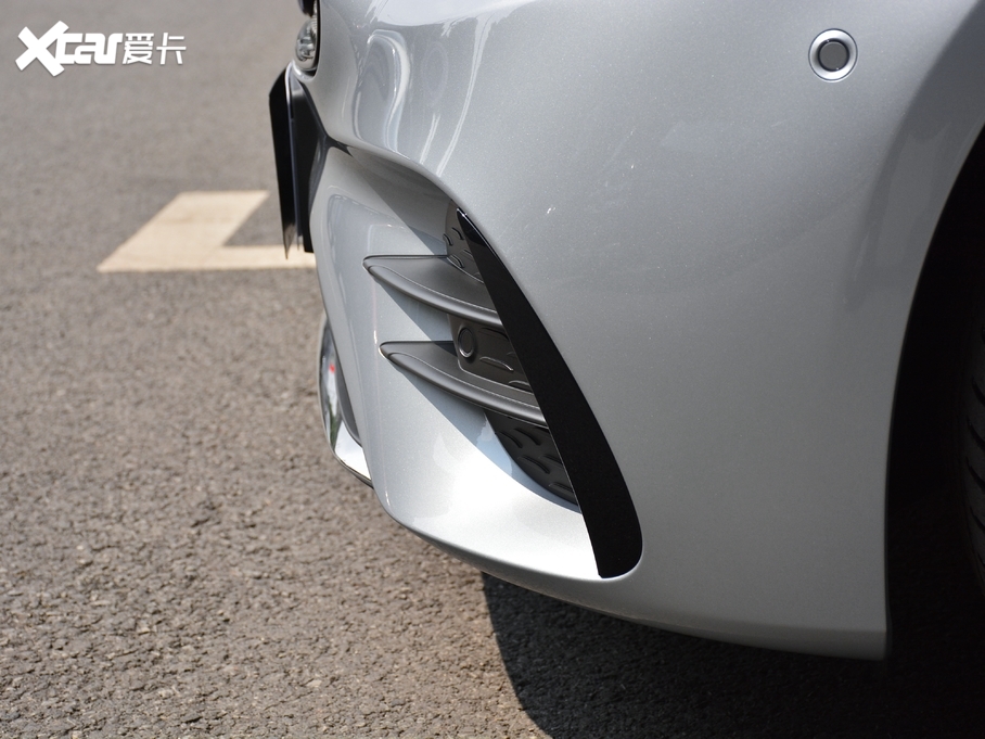 2021YE E 300 L F\