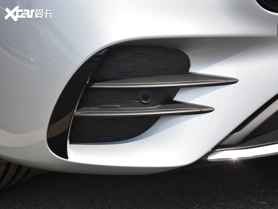 2021YE E 300 L F\