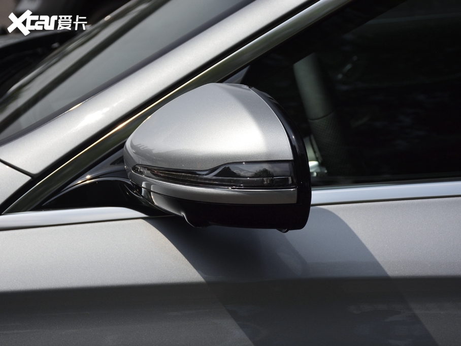 2021YE E 300 L F\