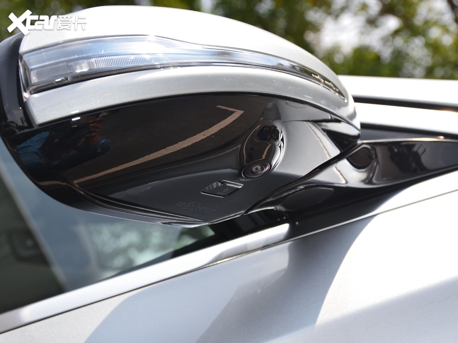 2021YE E 300 L F\