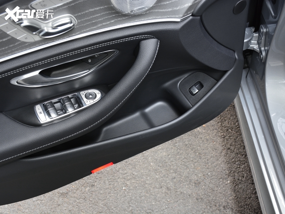 2021YE E 300 L F\