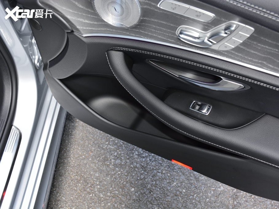 2021YE E 300 L F\