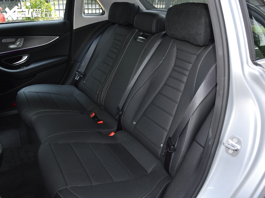 2021YE E 300 L F\(yn)(dng)