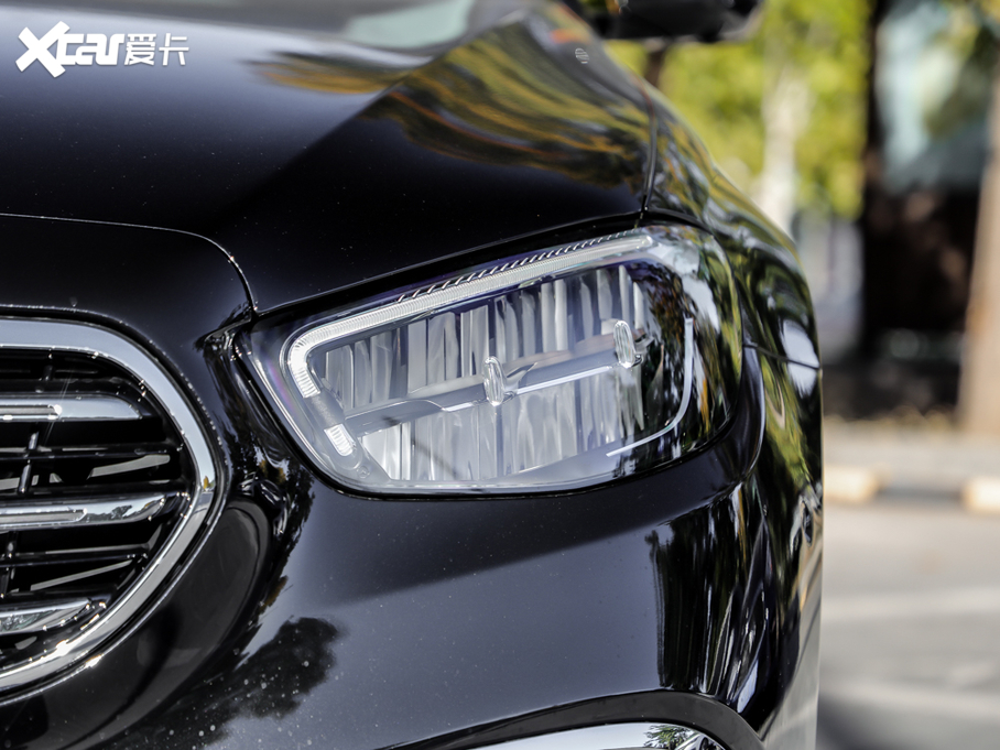 2021YE(j) E 300 L A