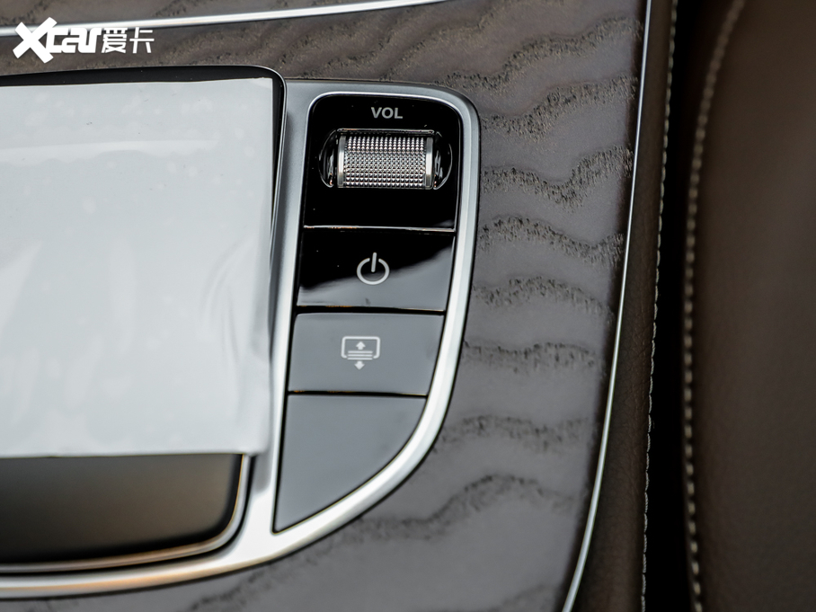 2021YE(j) E 300 L A