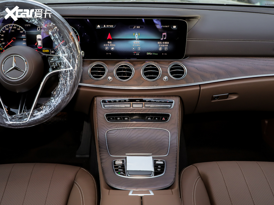 2021YE(j) E 300 L A