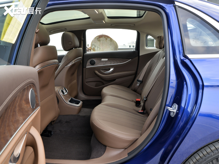 2021YE(j) E 300 L r(sh)