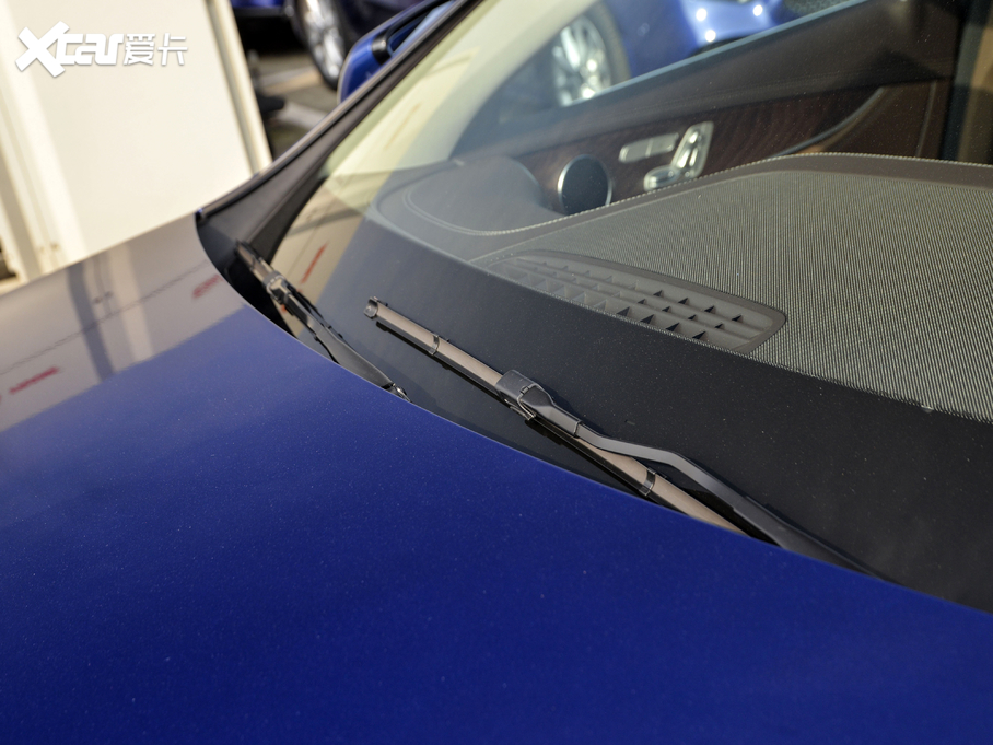 2021YE(j) E 300 L r(sh)