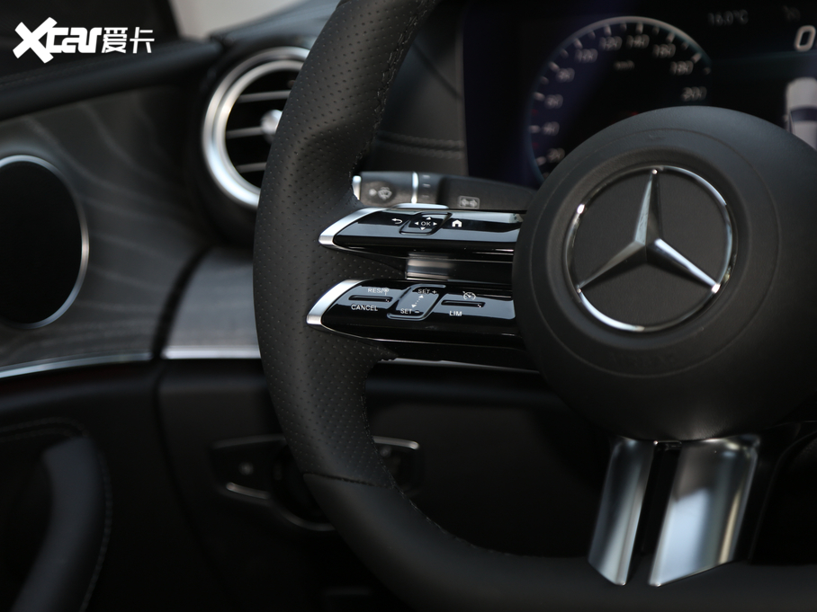 2021YE E 300 L r\