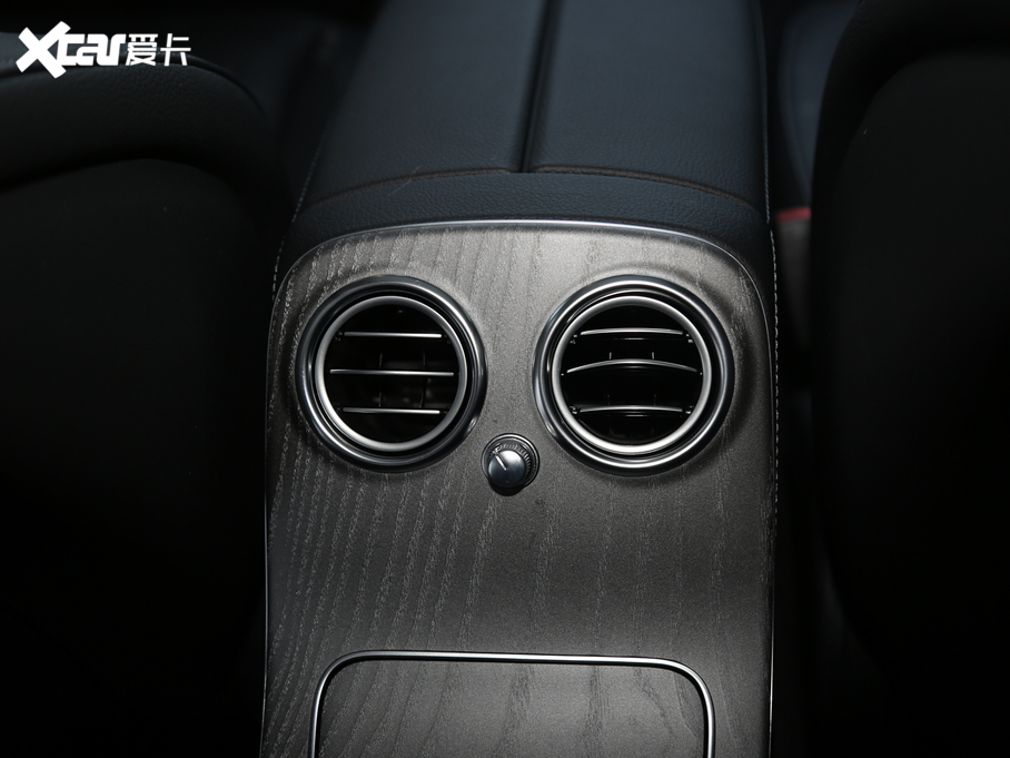 2021YE(j) E 300 L r(sh)\(yn)(dng)