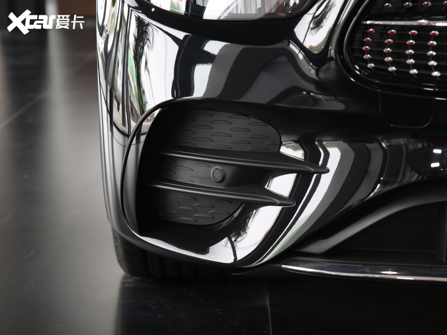 2021YE E 300 L A\