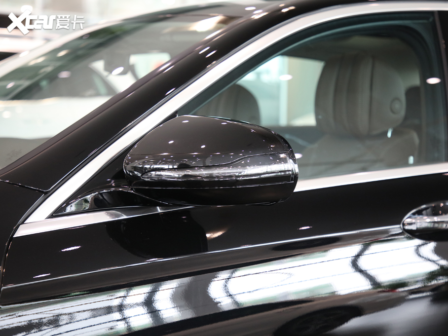 2021YE E 300 L A\