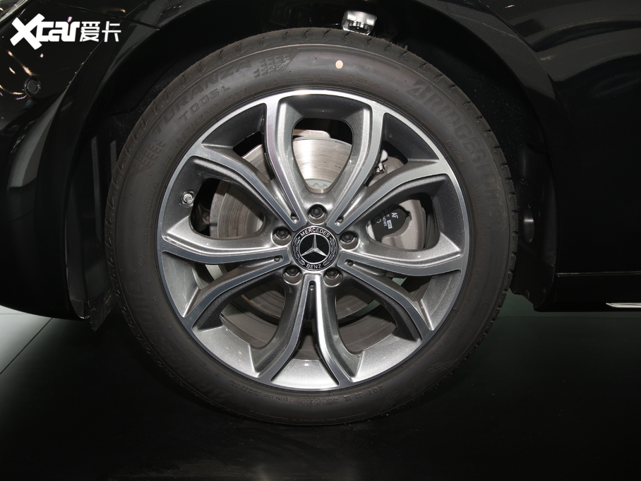 2021YE(j) E 300 L A\(yn)(dng)