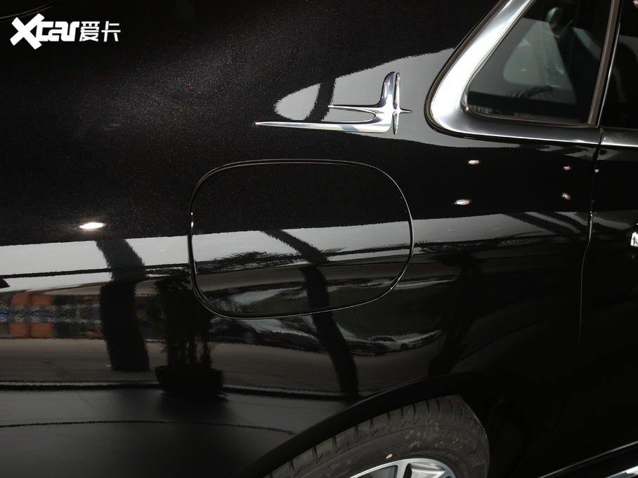 2021YE E 300 L A\