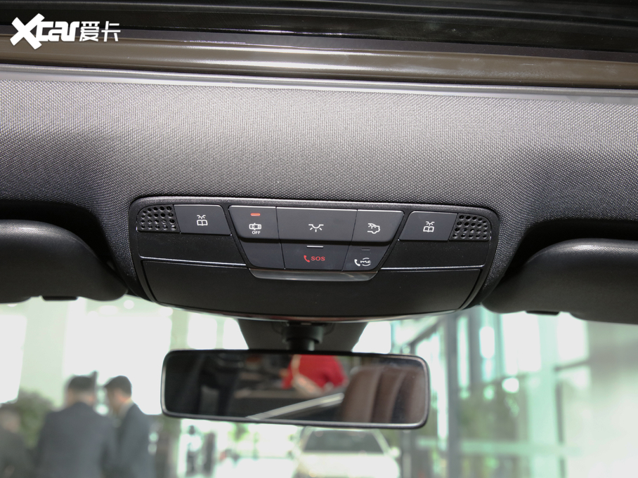 2021YE E 300 L A\