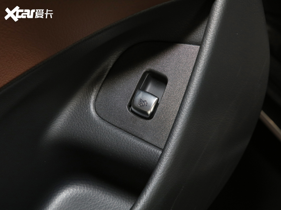 2021YE E 300 L A\(yn)