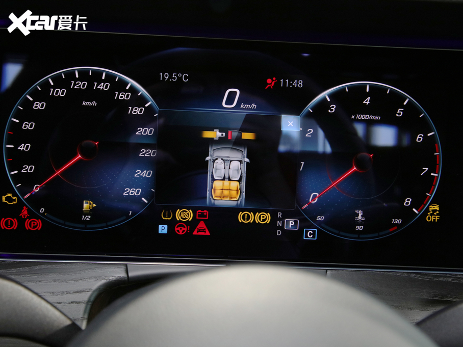 2021YE E 300 L A\