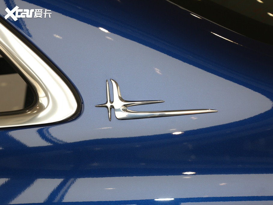 2021YE(j) Ŀ E 300 L r(sh)\(yn)(dng)