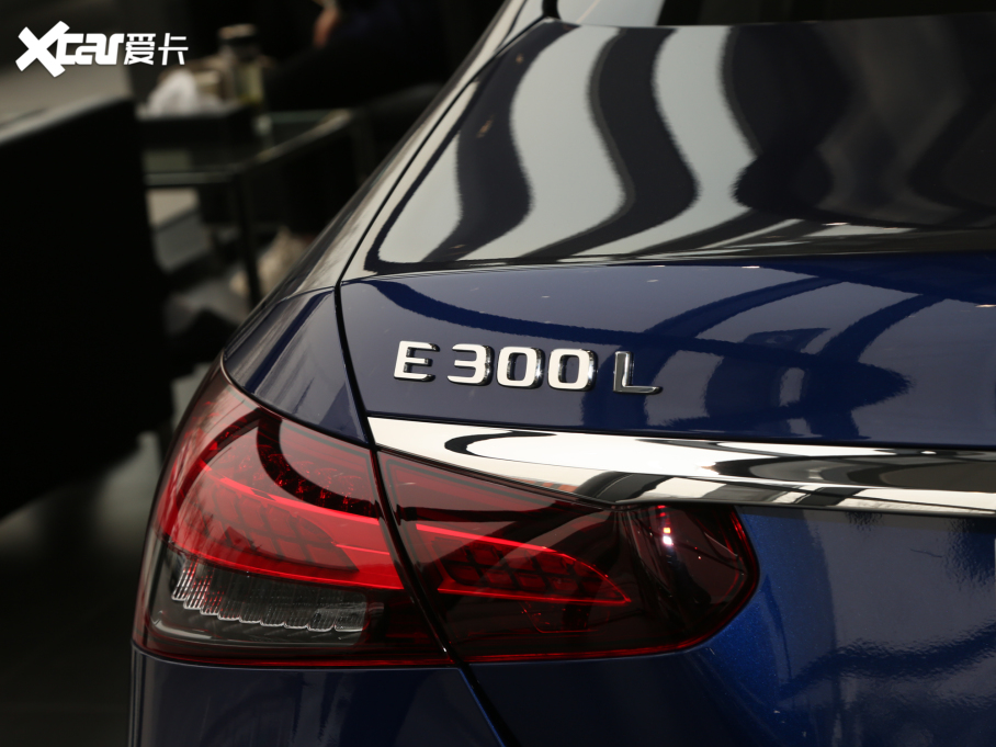 2021YE(j) Ŀ E 300 L r(sh)\(yn)(dng)