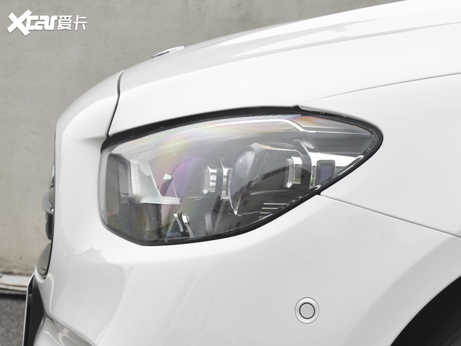 2021YE Ŀ E 300 L F