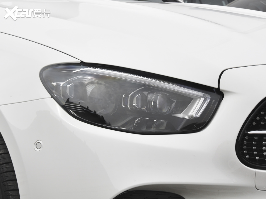 2021YE Ŀ E 300 L F