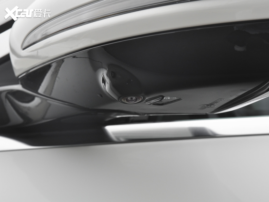 2021YE Ŀ E 300 L F