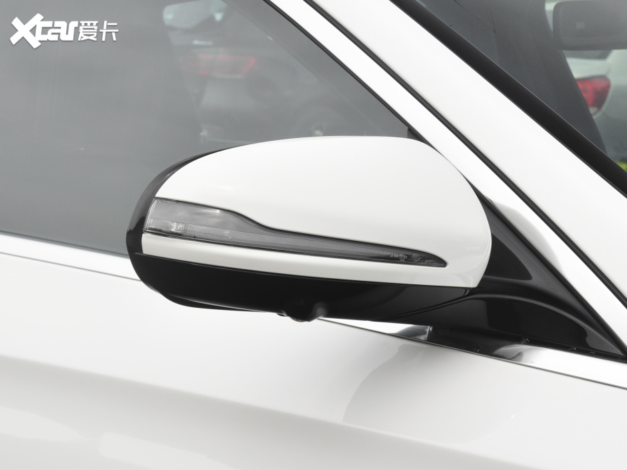 2021YE Ŀ E 300 L F