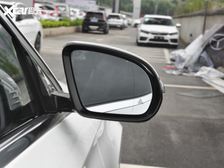 2021YE Ŀ E 300 L F