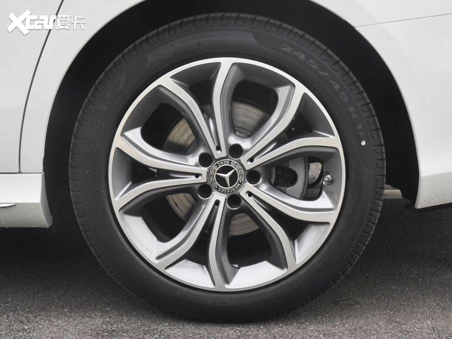 2021YE(j) Ŀ E 300 L F