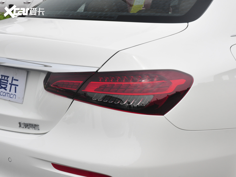 2021YE Ŀ E 300 L F