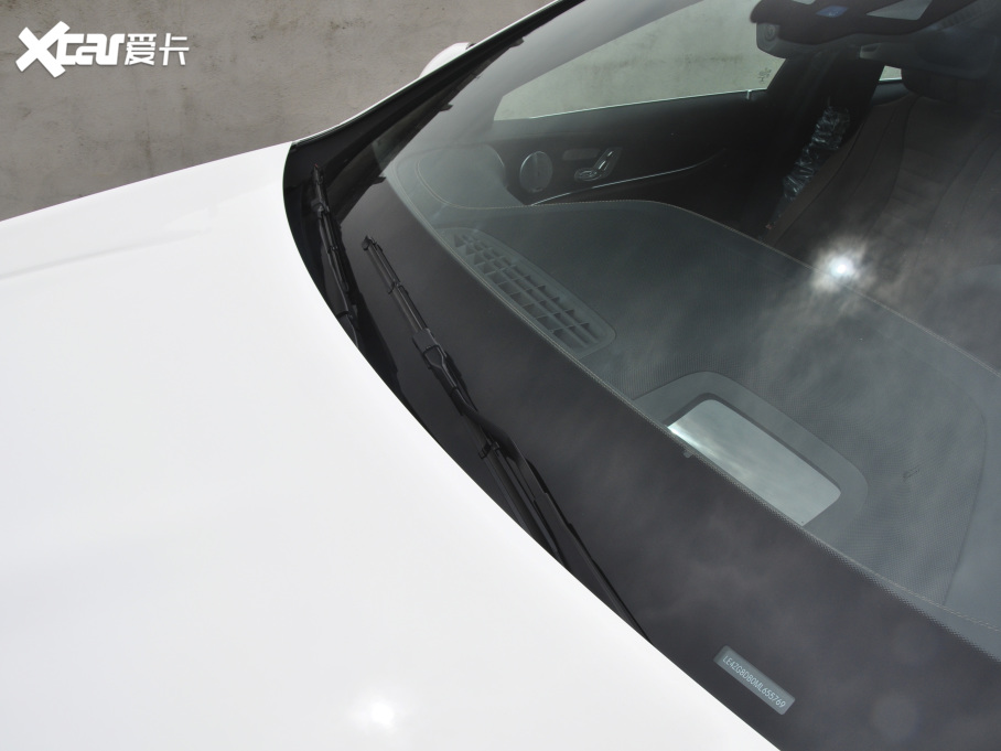 2021YE Ŀ E 300 L F