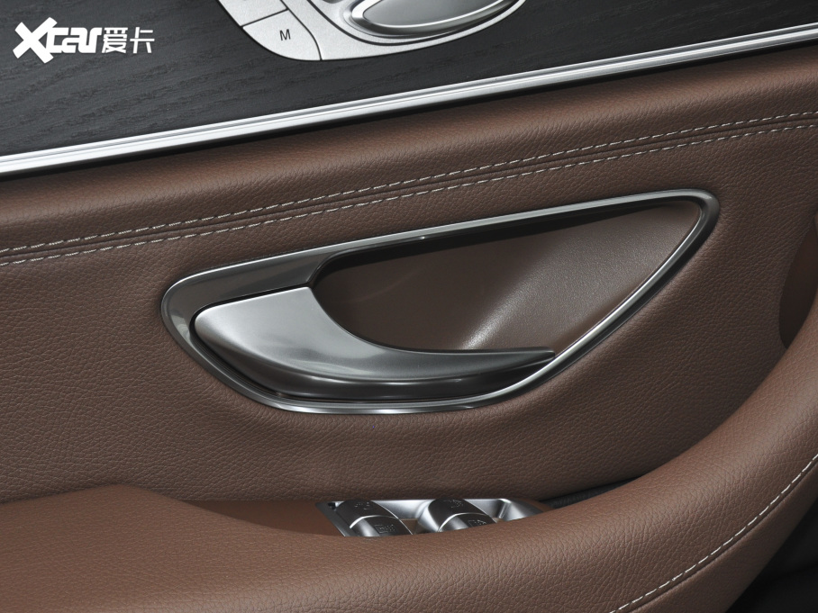 2021YE Ŀ E 300 L F