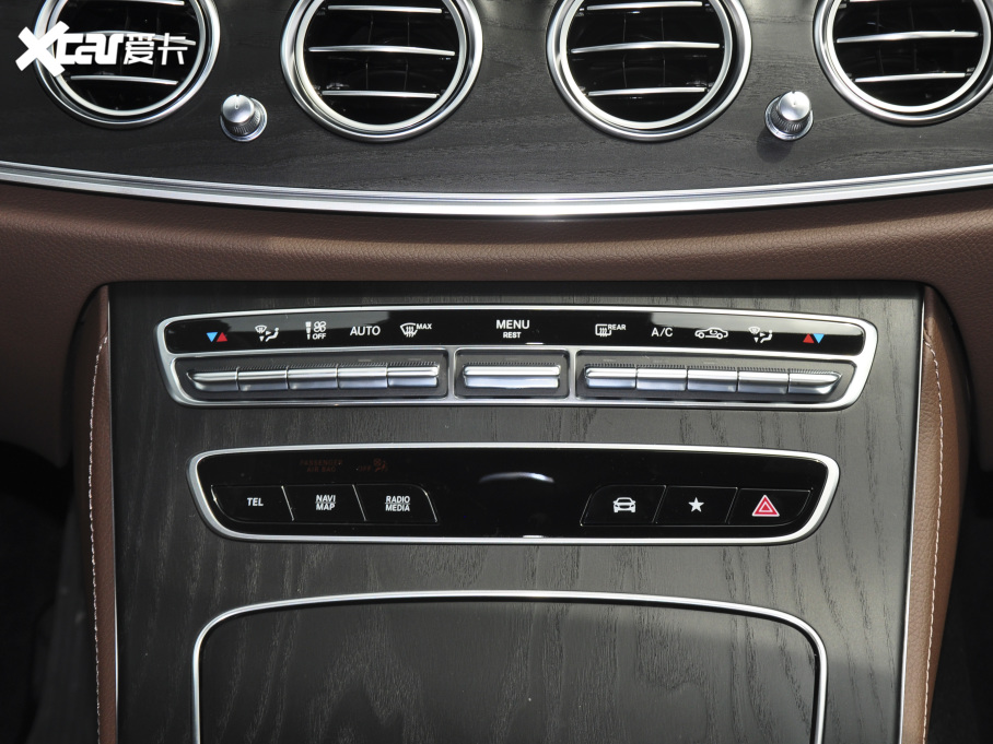 2021YE Ŀ E 300 L F