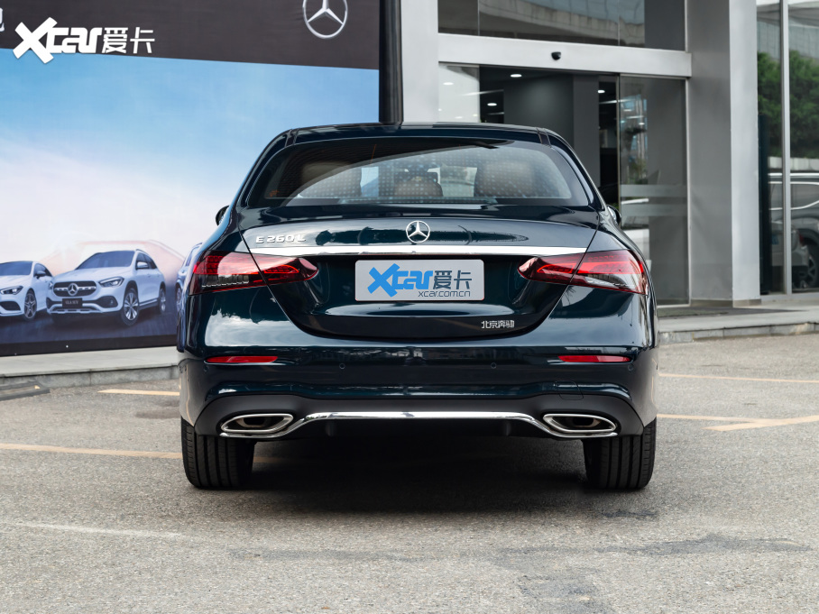 2021YE Ŀ E 260 L \