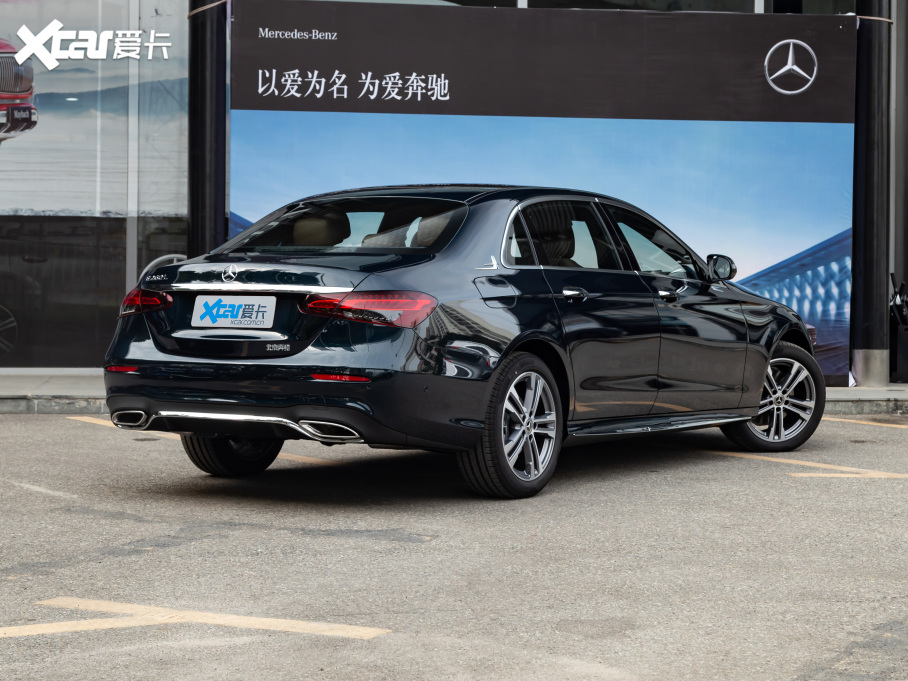 2021YE Ŀ E 260 L \