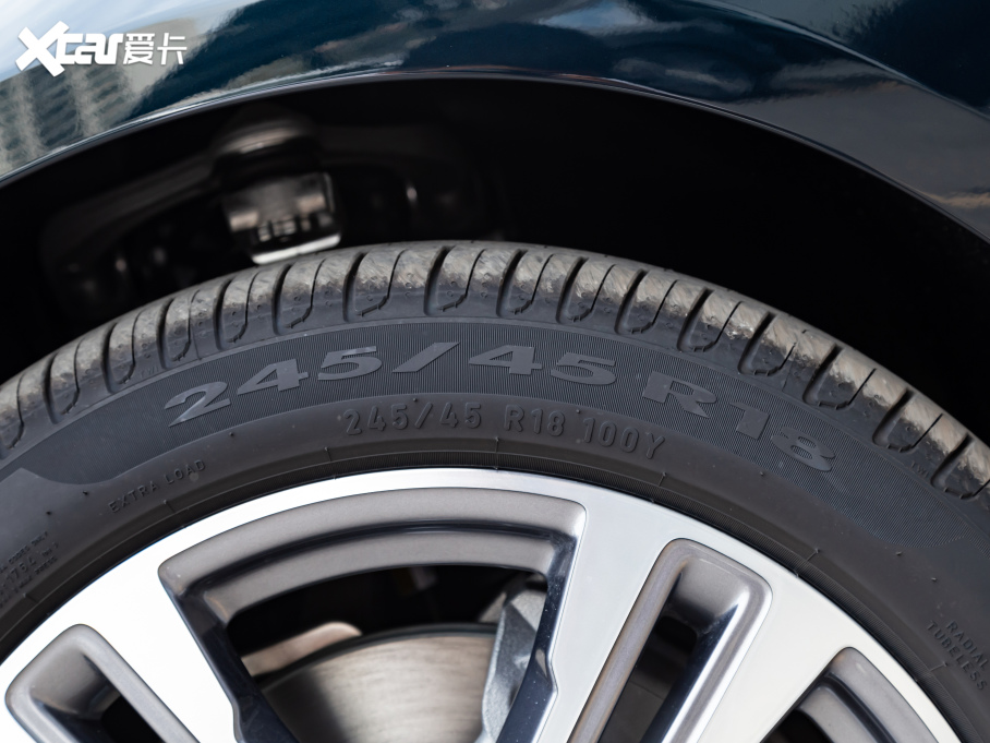 2021YE(j) Ŀ E 260 L \(yn)(dng)