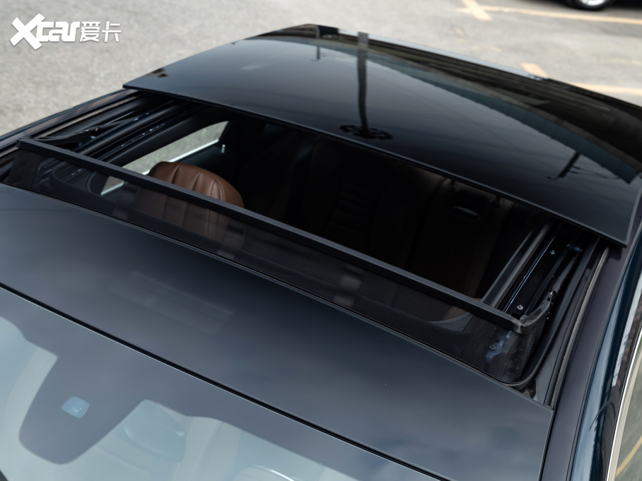 2021YE Ŀ E 260 L \