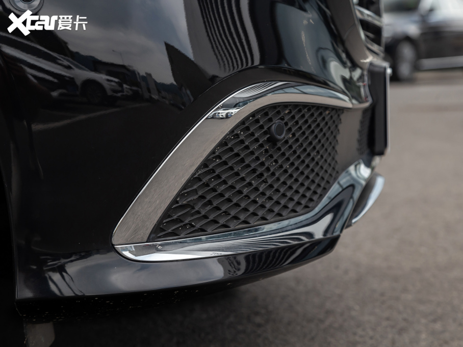 2021YE Ŀ E 260 L