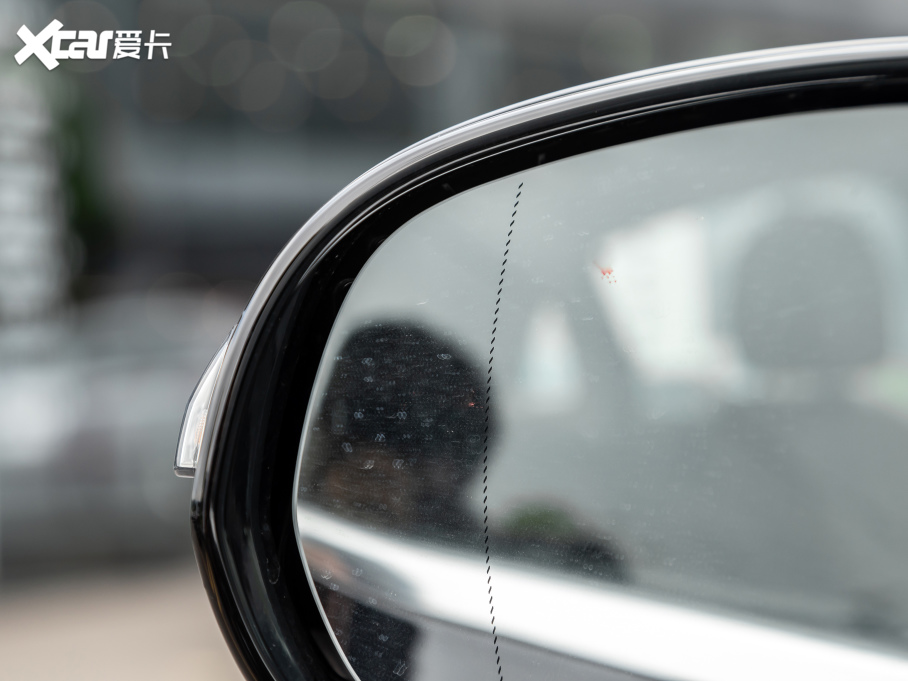 2021YE Ŀ E 260 L